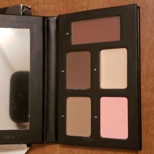 Younique brow palette